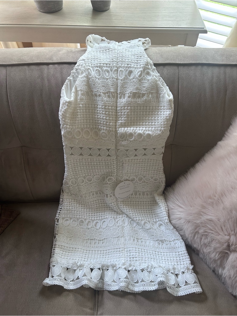 TS216 White Lace Top- AU 6 / US 2 NWT